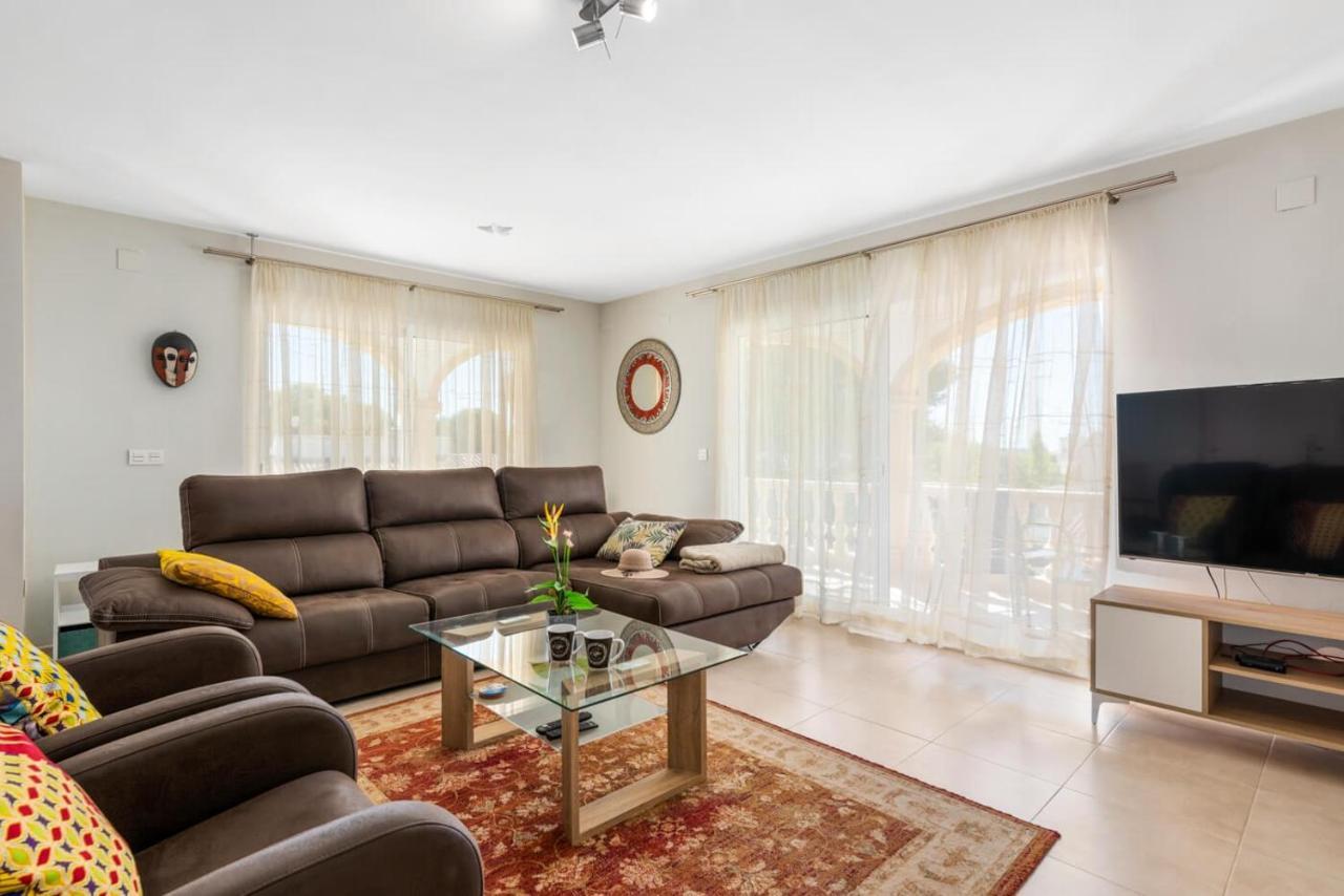 Villa Watsi - Plusholidays Калпе Екстериор снимка